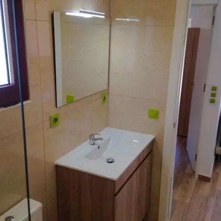 One Bedroom With Wifi At 3 Km Away From The Beach דירה פורטימאו